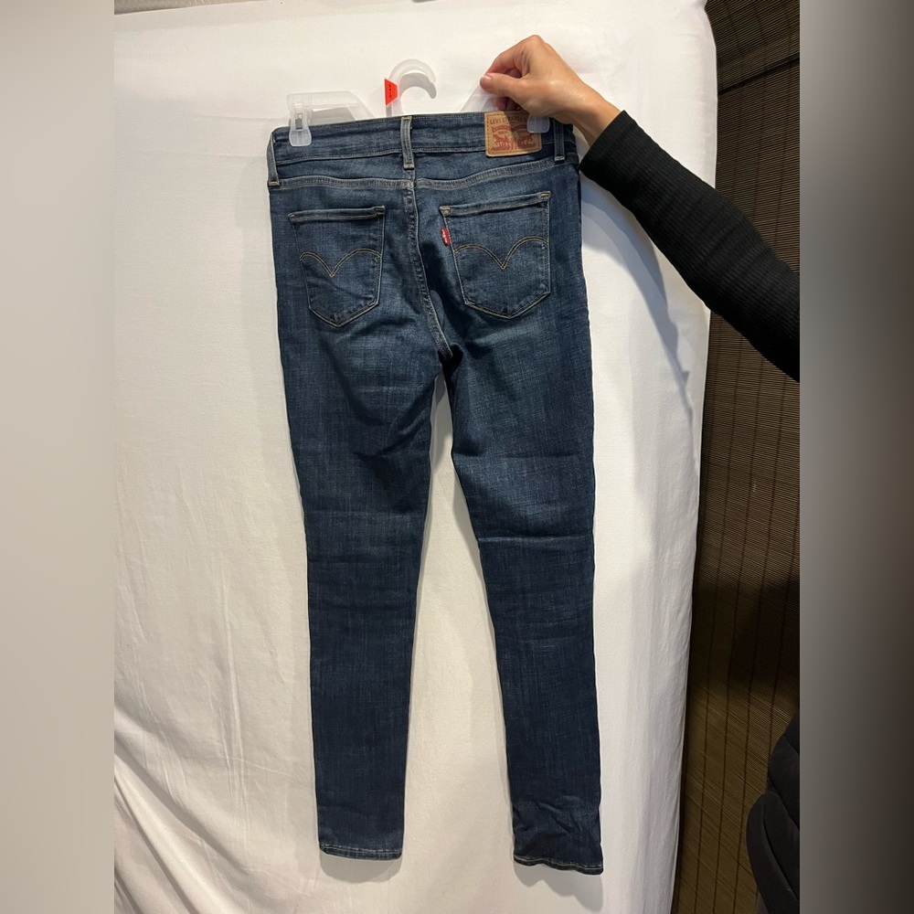 Levi 711 Skinny